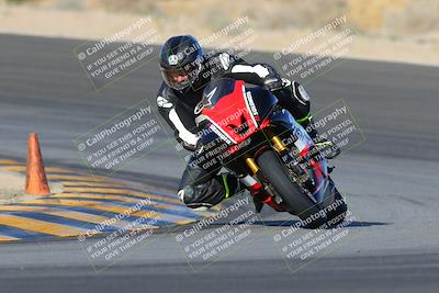 media/Dec-18-2022-SoCal Trackdays (Sun) [[8099a50955]]/Turn 10 (140pm)/